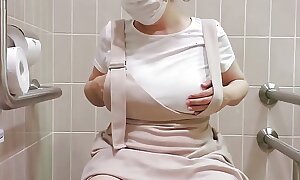 Bring to a close Masturbation of a Horny Married Woman While Shopping