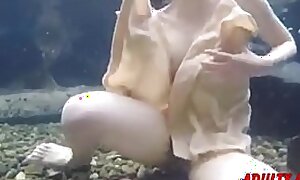Go Harpy Underersea Japan Outdoor Sexy Spa Respecting Comely Girl