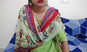 xxx Indian Desi step-mom ne making love ki lat laga di working hindi video xxx big boobs Saarabhabhi6 patent Hindi audio  horny sexy