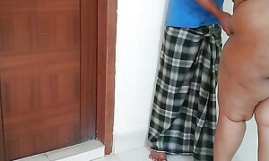 (Priya Chatterjee) Sasur ne Jabardasti choda jab Sexy bahu ko dekhne ke bad- Hindi Audio