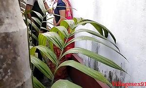 House Garden-variety Clining Time Coition A Bengali Wife With Saree helter-skelter Outdoor ( Official Video By Villagesex91)
