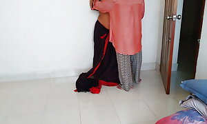 Sasurji ne apni Bete ki bahu ki sht kia kand (Desi 35y old Plumper bhabhi screwed unconnected with father-in-law while wearing saree & Bra)