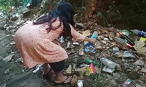 Kchra Binne Ayi ladki Ko Pese Dekar Chut Chuda Kiya, Dirty Hindi Sex Video