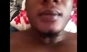 The sniffles masturbation de Monsieur Wunderly haitien vivant en République Dominicaine fag comme artiste restauranteur