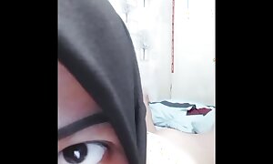 hijab wife deep-throats black bbc cock in motor hotel