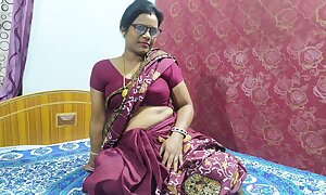 Mysore IT Professor Vandana Engulfing and fucking hard in doggy n cowgirl style in Saree relating to say no to Colleague convenient Home on Xhamster