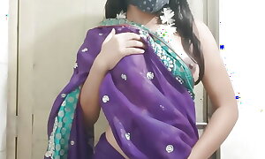 Desi girl seducing in videocall , hot masturbation , seducing her boyfriend 🥵